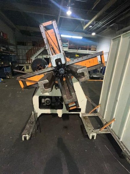 10,000# X 35" SESCO MOTORIZED UNCOILER STOCK# 3871