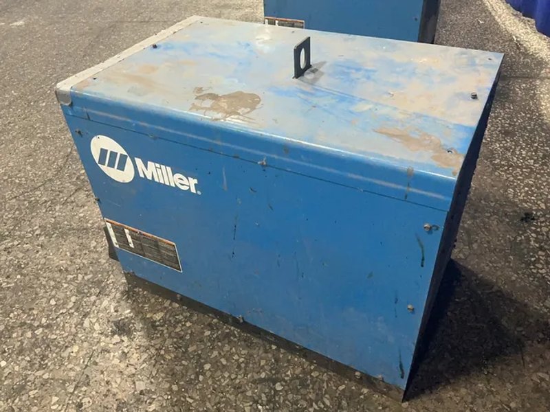 Miller 450 Amp Welder - Dimension Nt 450