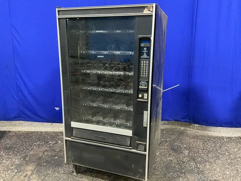 Crane National Vendors  Snack Vending Machine  - 157