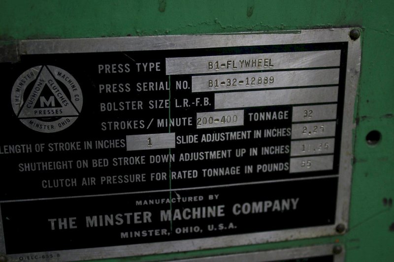32 TON MINSTER GAP PRESS MODEL #B-32 STOCK #74064