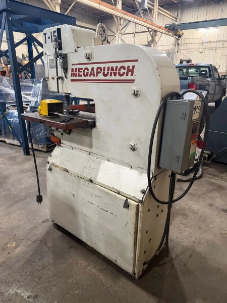 USED MEGA PUNCH MODEL SMGP-35 35 TON HYDRAULIC PUNCH PRESS