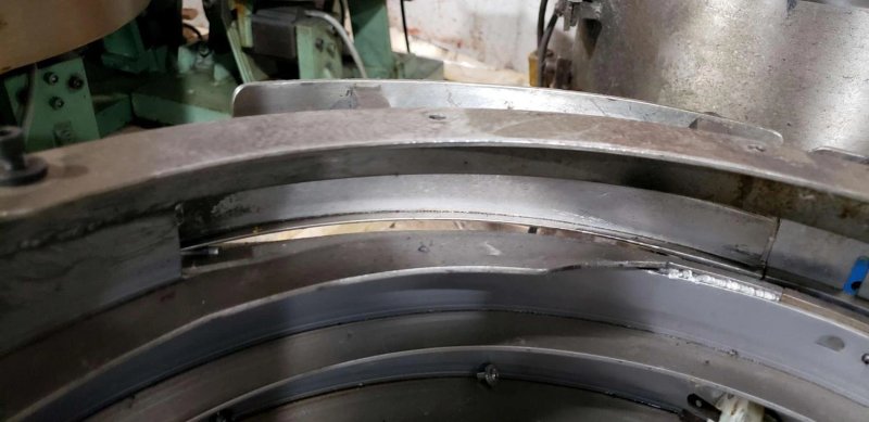 18" CW Feeder Bowl