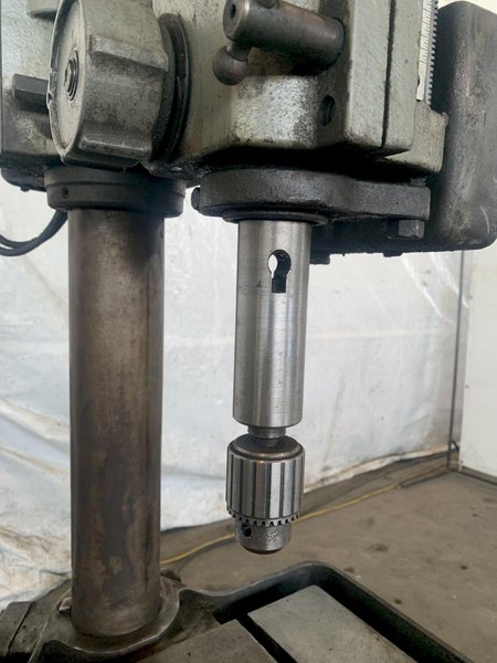 20" CLAUSING 2226 VARIABLE SPEED DRILL PRESS. STOCK # 1165723