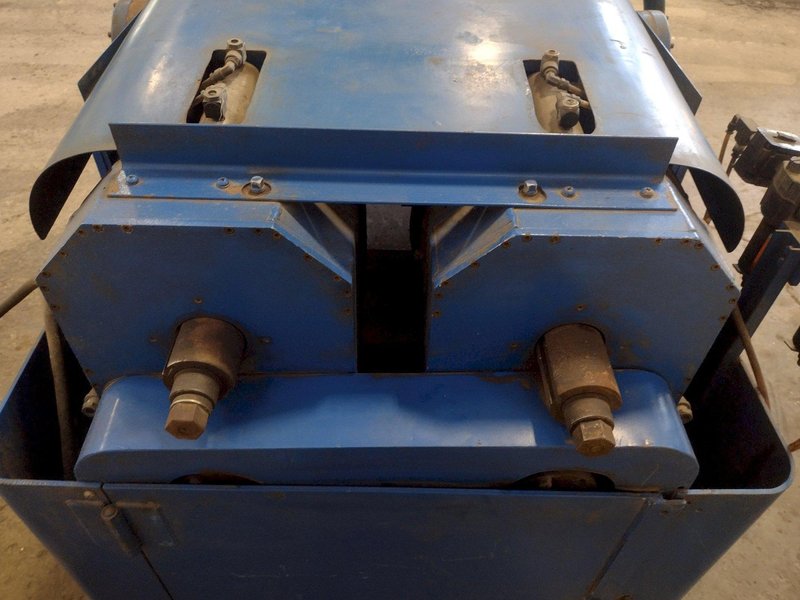 1.25" (2) HEAD ASHLAND MODEL #100 PIPE THREADER WITH LANDIS LANCO #10T HEADS: STOCK #18211