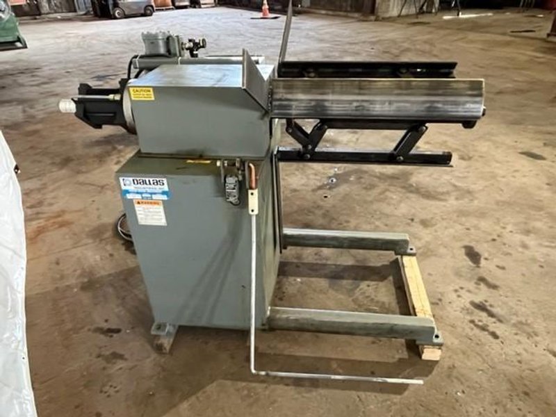 4,000LBS x 24" MOTORIZED DALLAS UNCOILER #3352