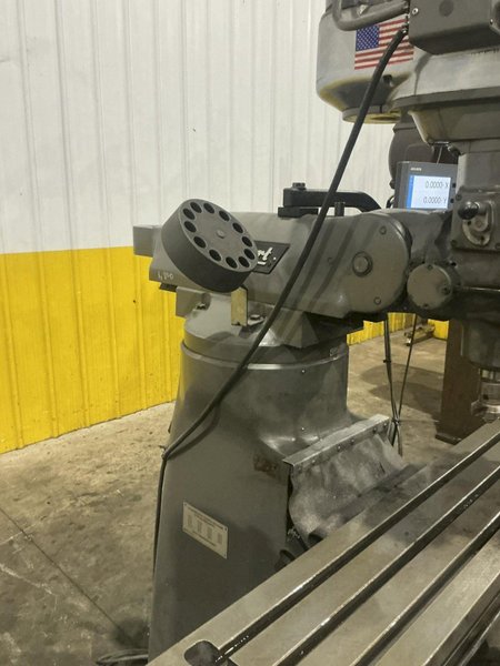 2 HP BRIDGEPORT SERIES I VERTICAL RAM TYPE KNEE MILL WITH DRO, POWER FEED: YOBRO #26188