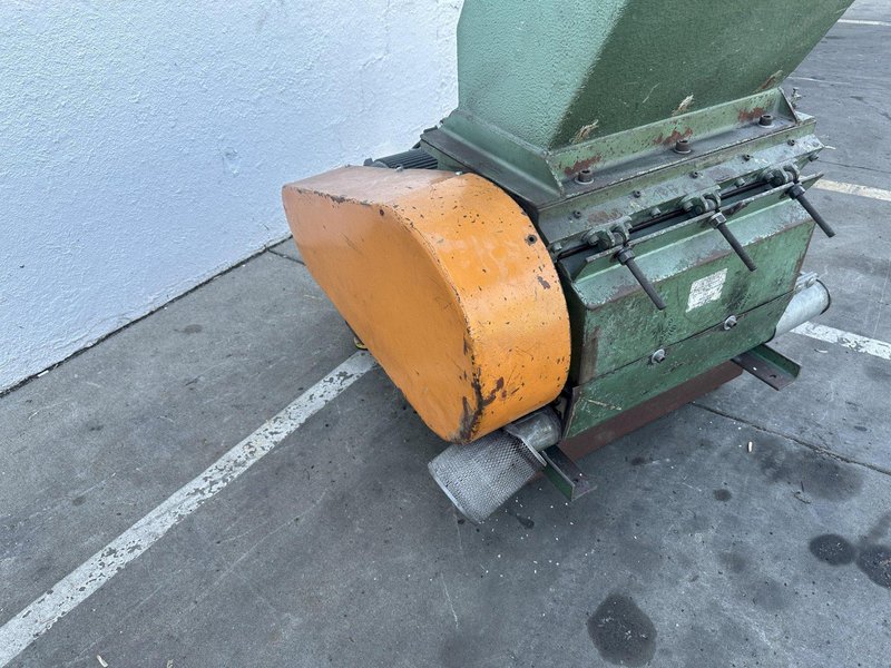 CONAIR RAPID GK640- U PLASITIC GRANUALTOR: STOCK #78374