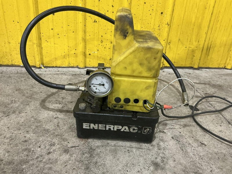 1/2 HP ENERPAC MODEL #PUJ1200B ELECTRIC HYDRAULIC PUMP, 110 V: STOCK #24832