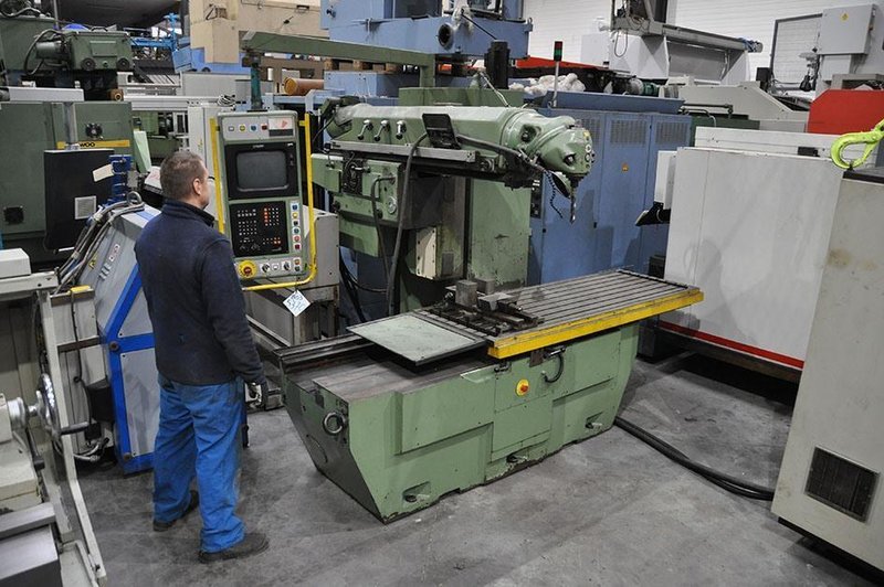 Huron - PU661 CNC X:1500 - Y:1050 - Z:775 mm