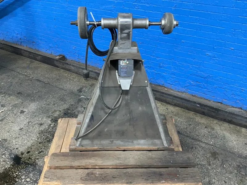 Boyer 1.5/3 Hp Pedestal Grinder