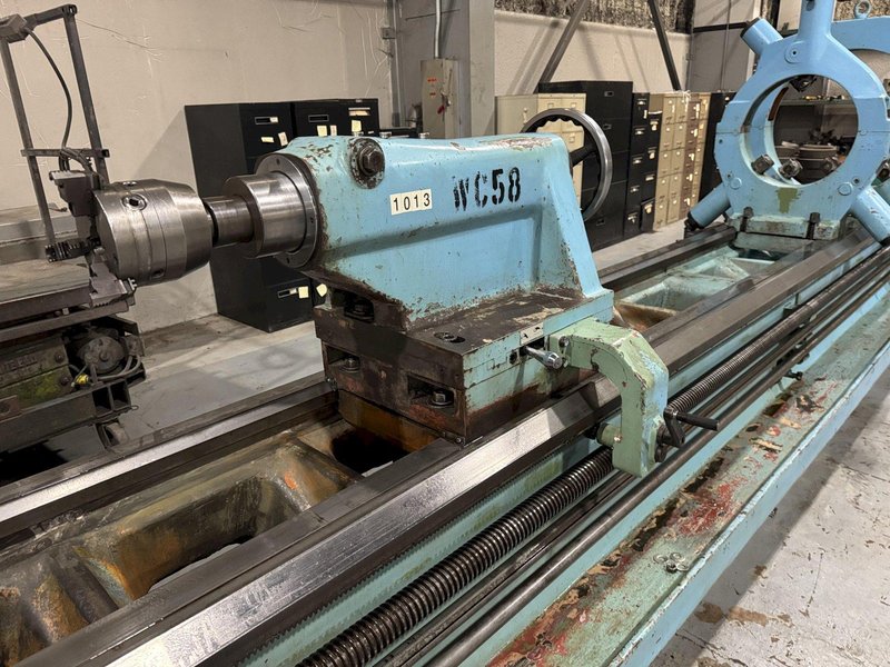 39" x 236" Geminis GE-1000A Gap Bed Engine Lathe
