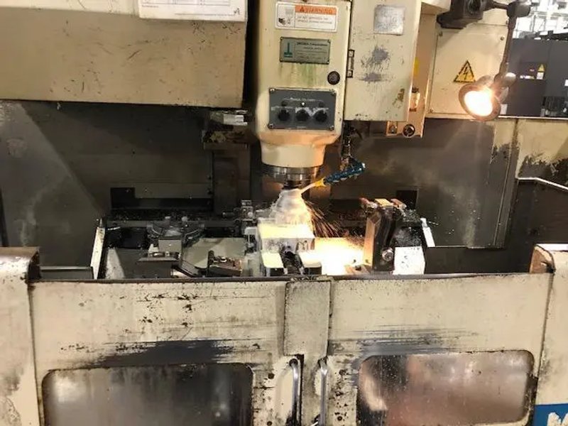 1996 OKUMA MC40VA | Machining Centers, Vertical