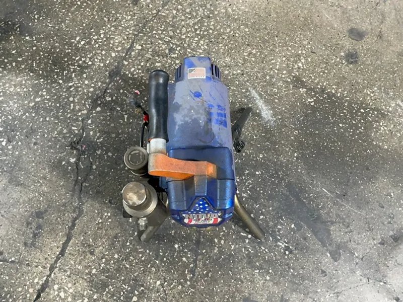 Graco Paint Sprayer - Nova 390