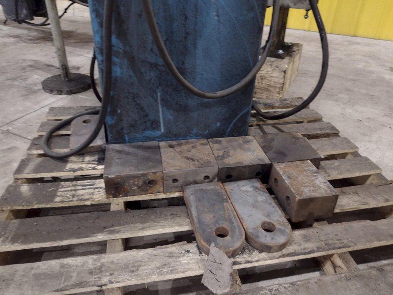 72" WIDE BEAM ENERPAC HYDRAULIC CLAMPING FIT-UP TACKING PRESS, FOR WELDING I-BEAMS: STOCK #20541