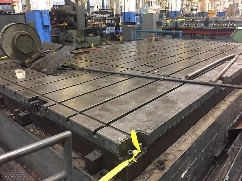 18' X 5'6" X 10" THICK GIDDINGS &amp; LEWIS T-SLOTTED FLOOR PLATE: #67268