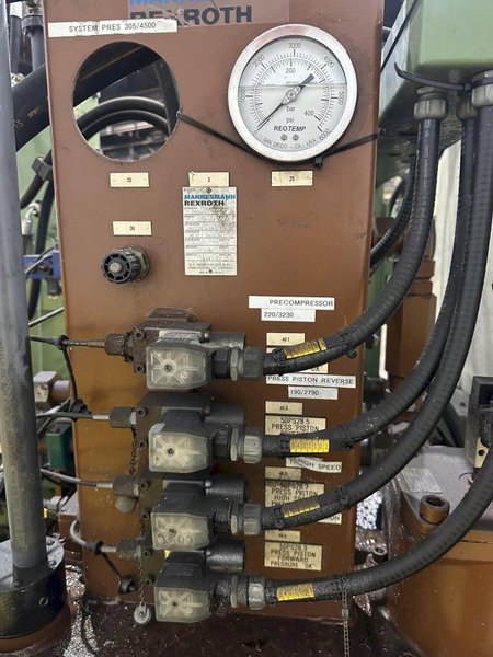 HERTWICH ENGINEERING MODEL #HE-300-30/A SWARF PUCK BRIQUETTER PRESS MACHINE: STOCK #23344