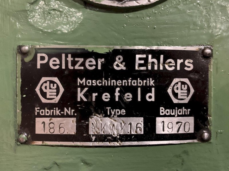 Peltzer &amp; Ehlers Model NKW-16 Inclined Flat Die Thread Roller