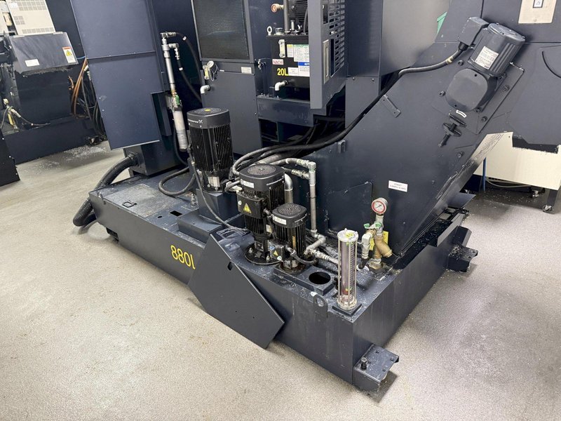 2014 Used Makino MMC2 with (3) Makino a61nx - 30 Station Pallet Pool FMS For Sale