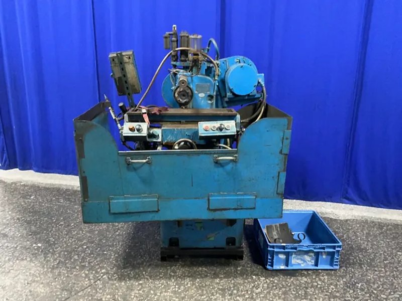 Nichols Miller 8.5” X 30” Horizontal Mill