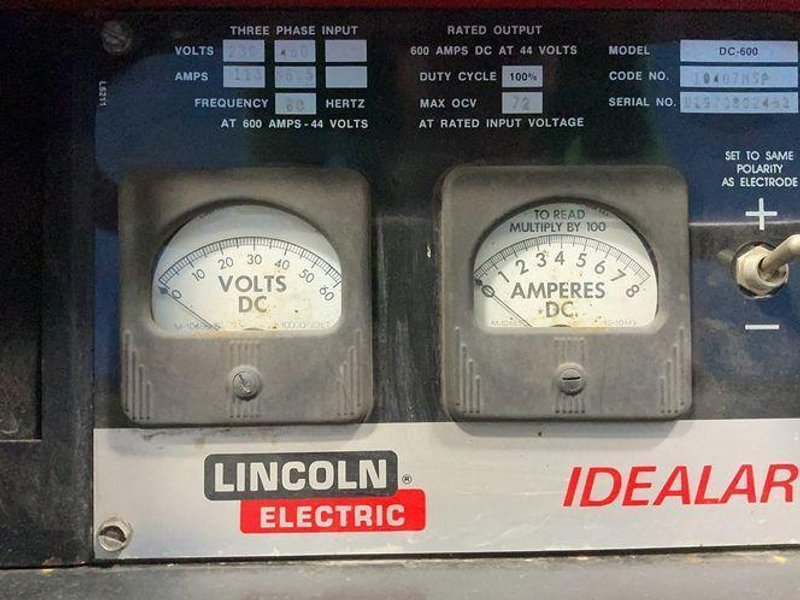 Lincoln Electric 600 Amps Welder - Idealarc Dc-600