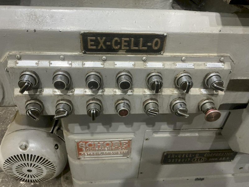EX-CELL-O PRECISION THREAD GRINDER W/ TOOLING: YOBRO #26470