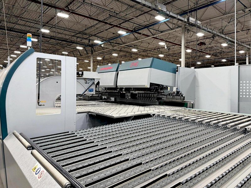 Salvagnini P4 Lean 2120 Automatic Panel Bender