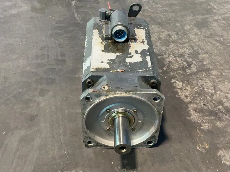 Siemens 2000rpm Servo Motor - 1ft6105-1ac71-4ag1