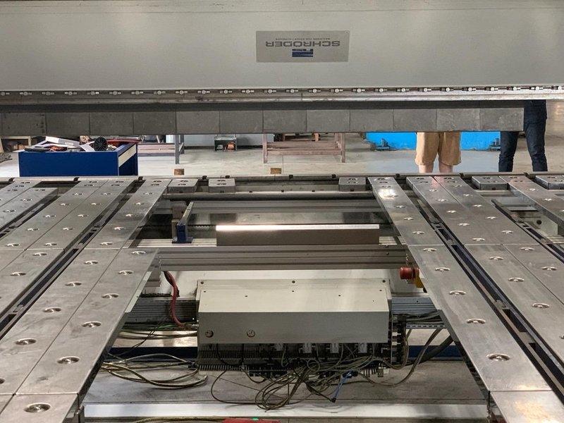 Schroder SPB 4000/2.5 Folding Machine, 2009