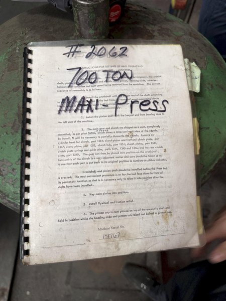 700 TON NATIONAL MAXIPRESS FORGING PRESS. STOCK #1087026
