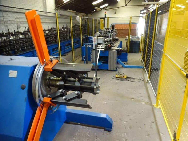 Tecnoma - punching &amp; bending installation hooks