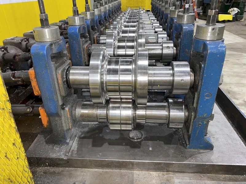 11 STAND X 1.5" ARDCOR MODEL M10E-R U-JOINT DRIVE ROLLFORMER: STOCK #78230