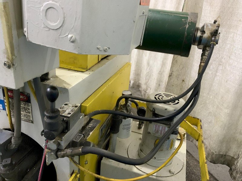 8,000 LB X 18" DALLAS MODEL DPR-818 MOTORIZED UNCOILER: STOCK #80819