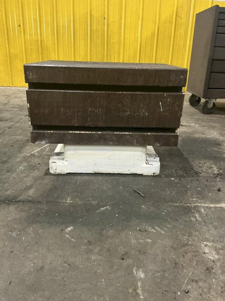 24" x 18" x 18" CARLTON T-SLOTTED UNIVERSAL ADJUSTABLE DRILL BOX TABLE: YOBRO #26278