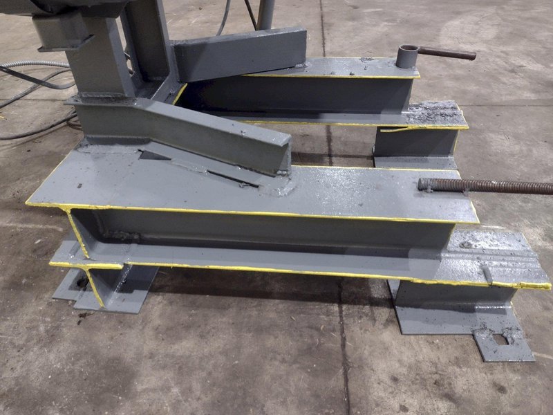 1,000 LB PANDJIRIS MODEL 10-4 MOTORIZED WELDING POSITIONER: YOBRO #24751