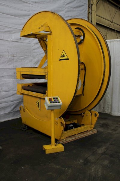 4000 LBS AIR TECHNICAL INDUSTRIES PACMAN TYPE UPENDER: STOCK #76417