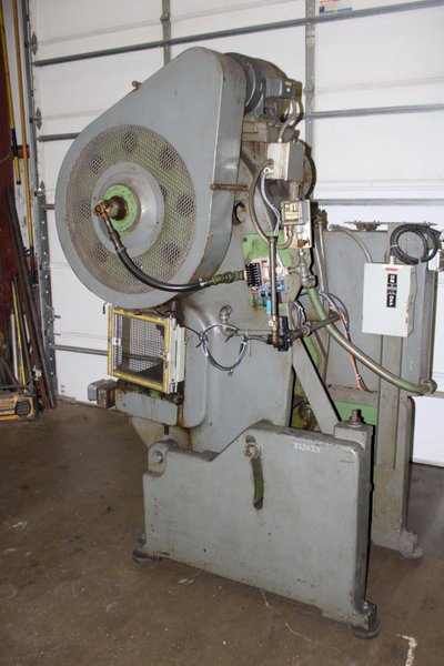 32 TON MINSTER OBI PRESS