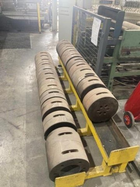 1370 MT SUTTON OIL HYDRAULIC DIRECT EXTRUSION PRESS (14123)