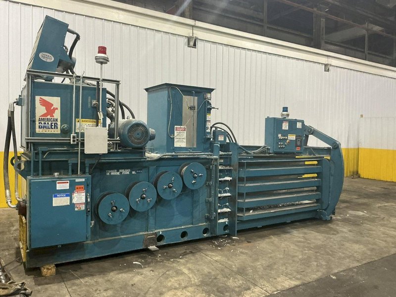 30" X 29" AMERICAN Model #3029730P HORIZONTAL AUTO TIE BALER : YOBRO 26346