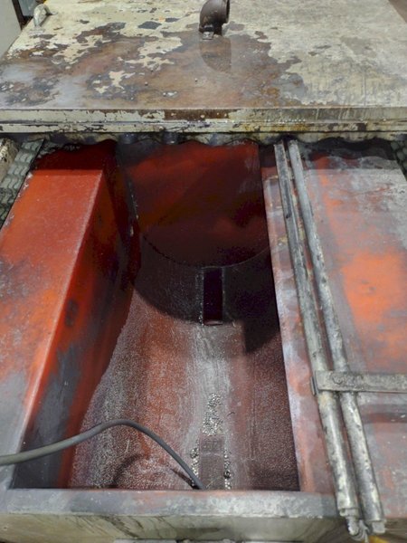 60" X 8 CU FT ALMCO MODEL V8-S TUB TYPE VIBRATORY DEBURRING FINISHING SYSTEM: STOCK #18832