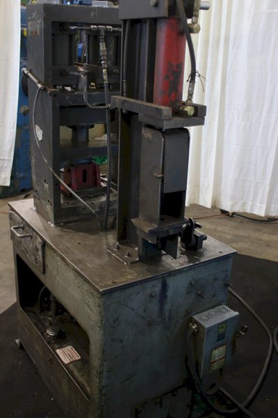 HYDRAULIC PIPE NOTCHER: STOCK #74721