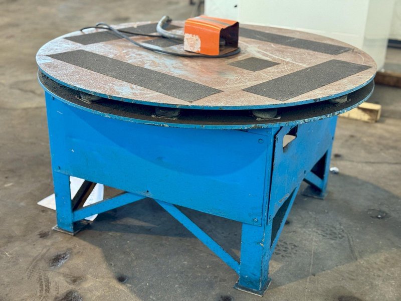 36" DIAMETER POWERED PALLET WRAPPING MACHINE. STOCK # 0984126