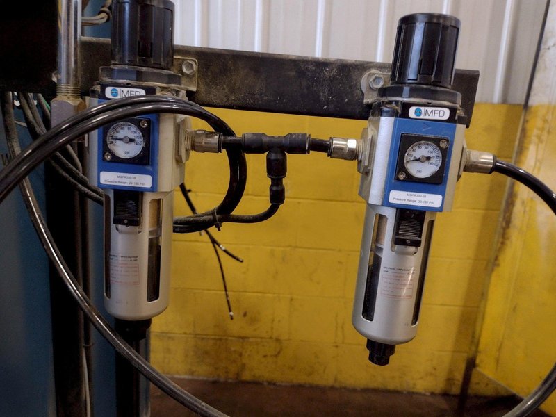 15 HP DUSTCONTROL MODEL #DC-11 &amp; RAF-1600 DUST COLLECTOR SYSTEM: STOCK #17160