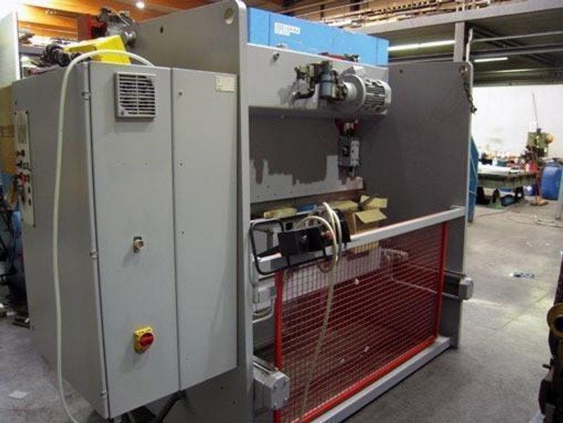 Beyeler - 65 ton x 2500 mm CNC