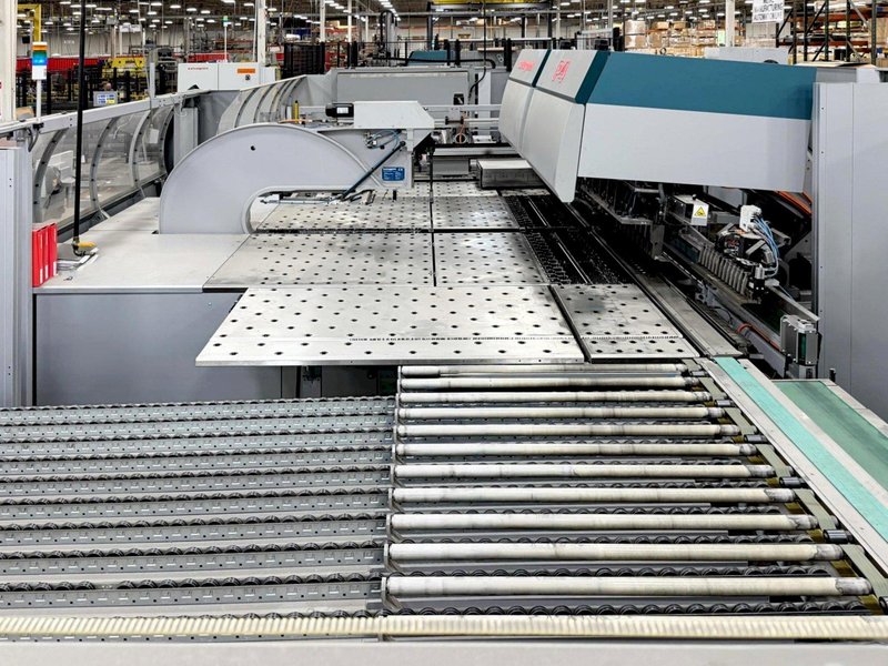 Salvagnini P4 Lean 2120 Automatic Panel Bender