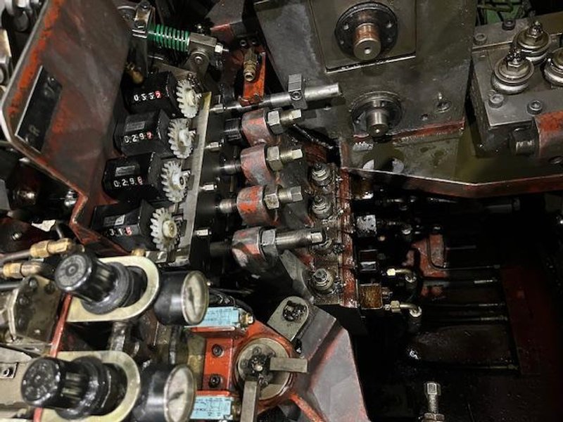 Sacma Model SP-150 4 Die High Speed Progressive Cold Header