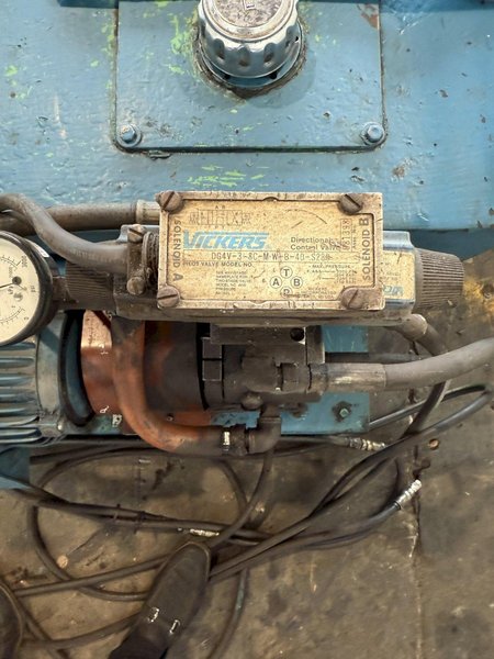 70-TON WHITNEY C FRAME HYDRAULIC WEB PUNCH. STOCK # 0666025