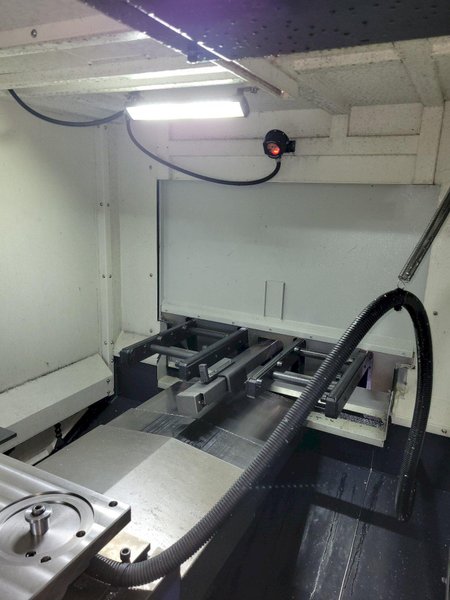 Hwacheon Model Vesta 1050B Vertical Machining Center