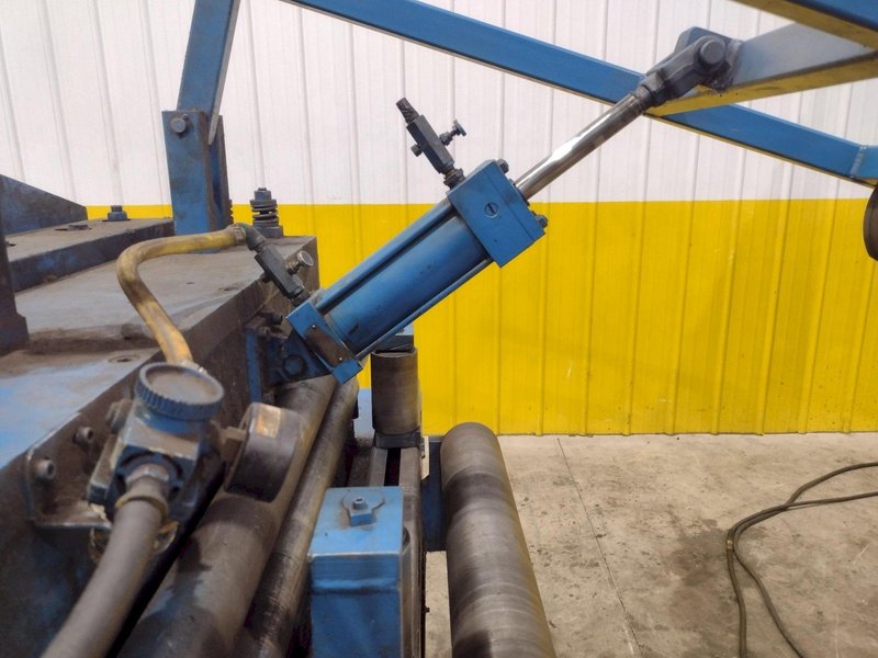 24" COOPER WEYMOUTH 7 ROLL MOTORIZED POWERED COIL STRIP STRAIGHTENER: STOCK #23702