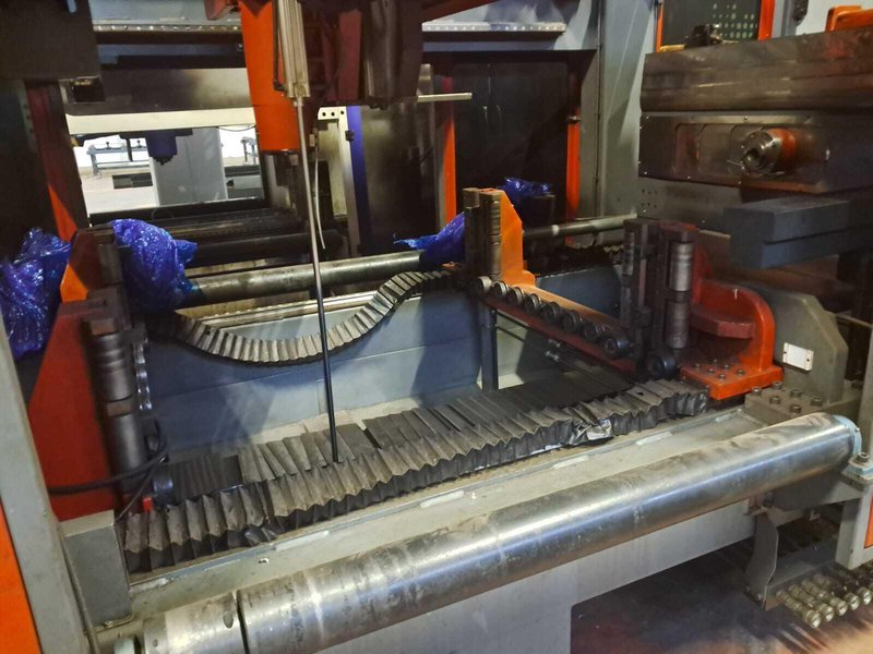 2014 Bendmak B3DL 1200 3-Spindle Beam Drill Line (#5733)