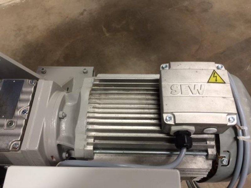 Zerma GSL180/300 Slow Speed Granulator with 6mm screen and
N1 Chute, Cutting Chamber 10.5 x 13 in